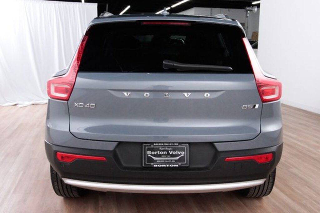 Certified 2023 Volvo XC40 B5 AWD Plus Bright SUV