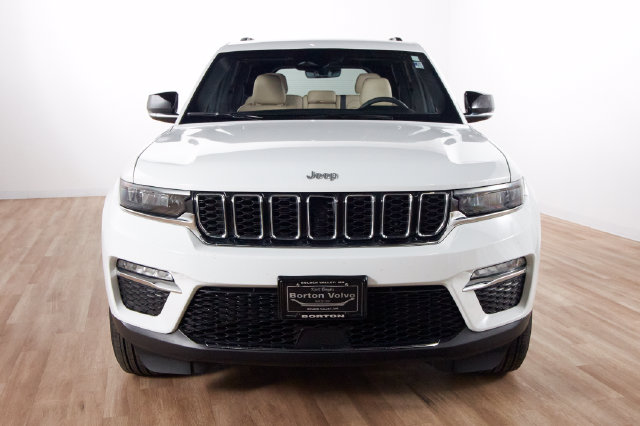 Used 2025 Jeep Grand Cherokee Limited with VIN 1C4RJHBG8SC269488 for sale in Minneapolis, Minnesota