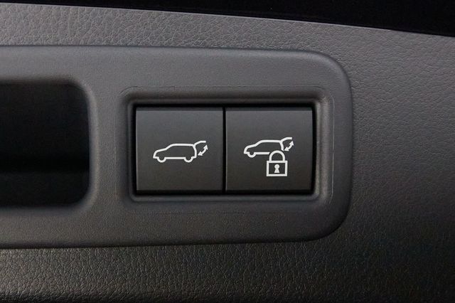 2025 Lexus RX Hybrid 350h - Photo 23