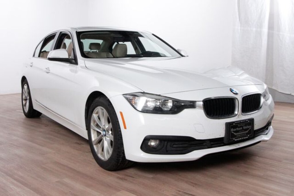 Used 2016 BMW 320i xDrive Sedan