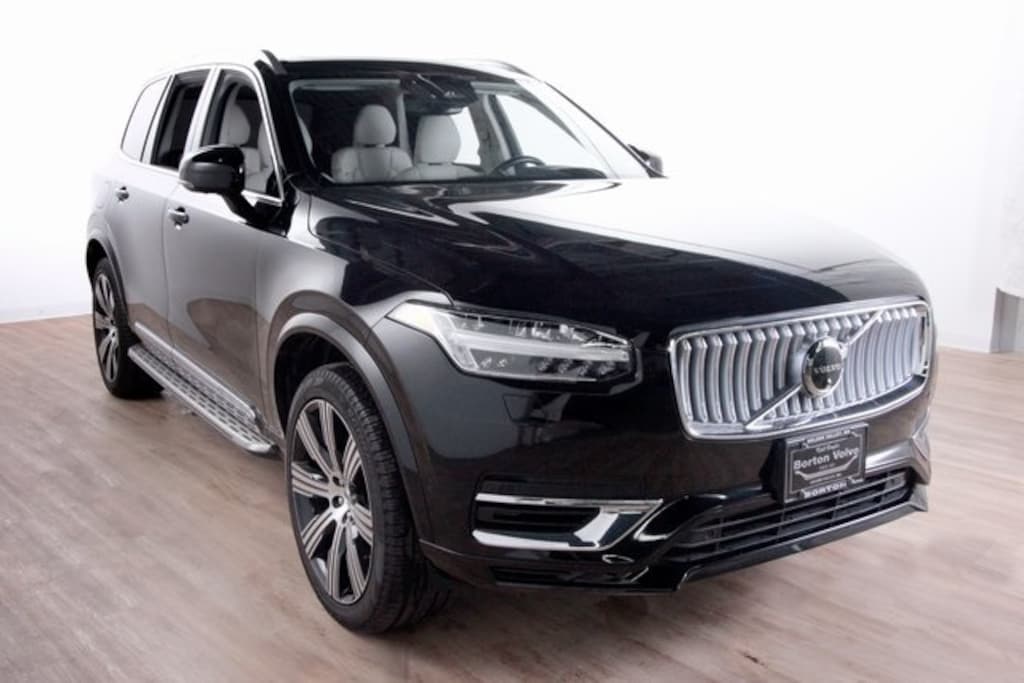 Used 2024 Volvo XC90 plug-in hybrid T8 Ultimate 6-Seater SUV