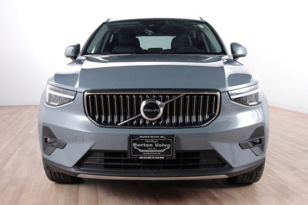 Certified 2023 Volvo XC40 B5 AWD Plus Bright SUV