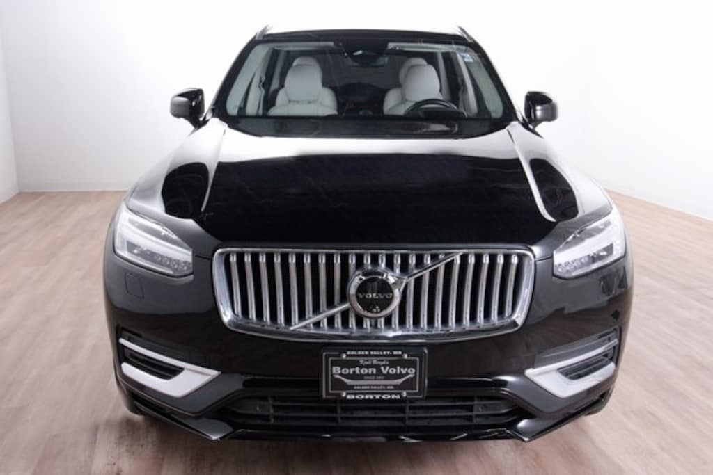Used 2024 Volvo XC90 plug-in hybrid T8 Ultimate 6-Seater SUV