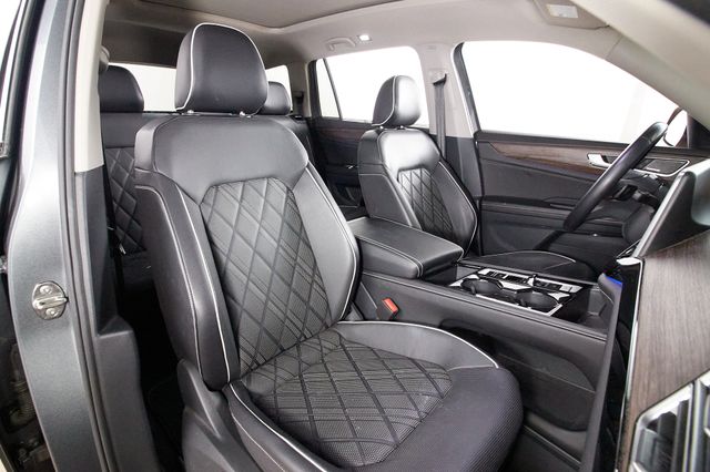 2024 Volkswagen Atlas SEL Premium R-Line - Photo 17