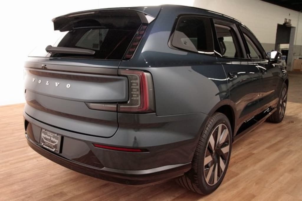Used 2025 Volvo EX90 Twin Motor Performance Ultra 7-Seater SUV