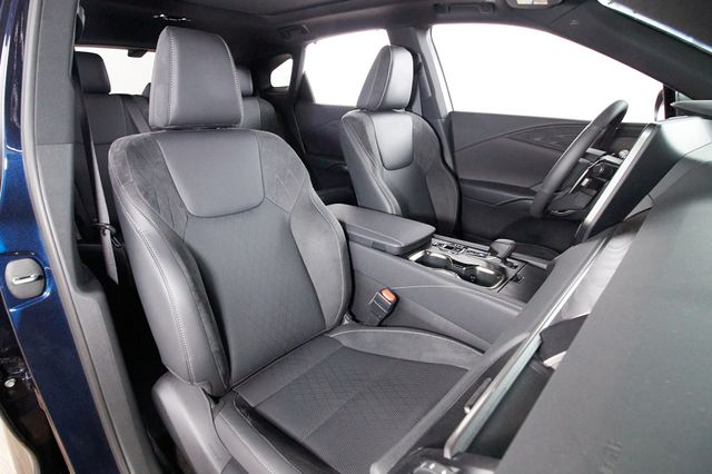 2025 Lexus RX Hybrid 350h - Photo 16