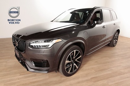 2023 Volvo XC90 Recharge Plug-In Hybrid Plus Dark 7-Seater SUV