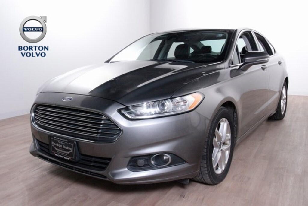 Used 2013 Ford Fusion SE Sedan