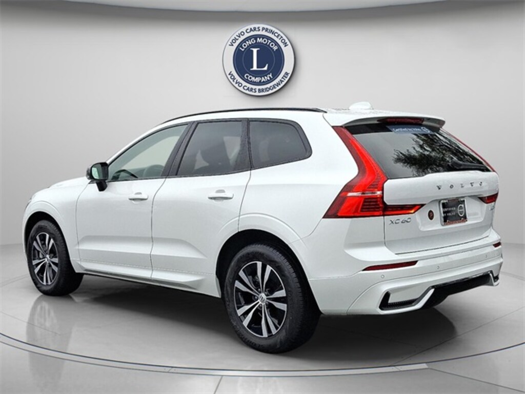 Certified 2025 Volvo XC60 B5 Core SUV