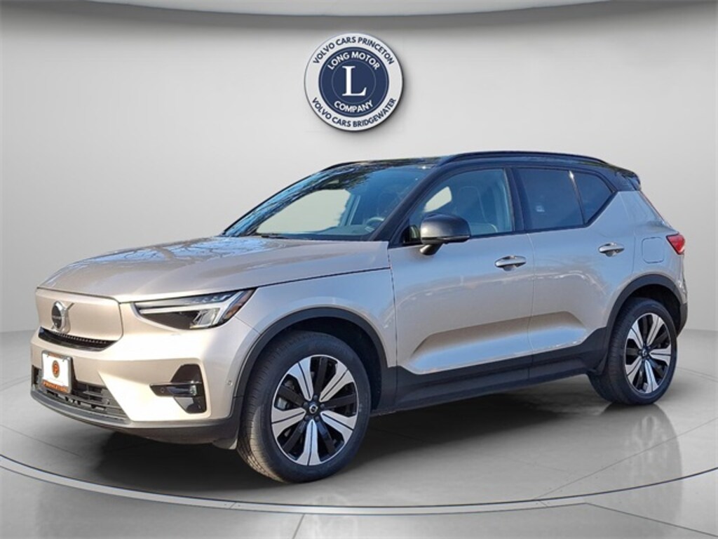 Certified 2023 Volvo XC40 Recharge Pure Electric Twin Plus SUV