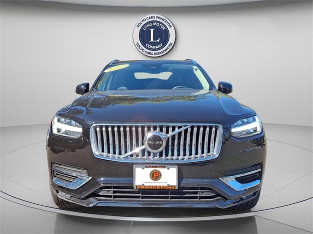 Certified 2025 Volvo XC90 B5 Core SUV