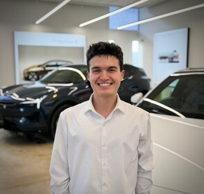 Staff member Ryan Francis from ID_72d629