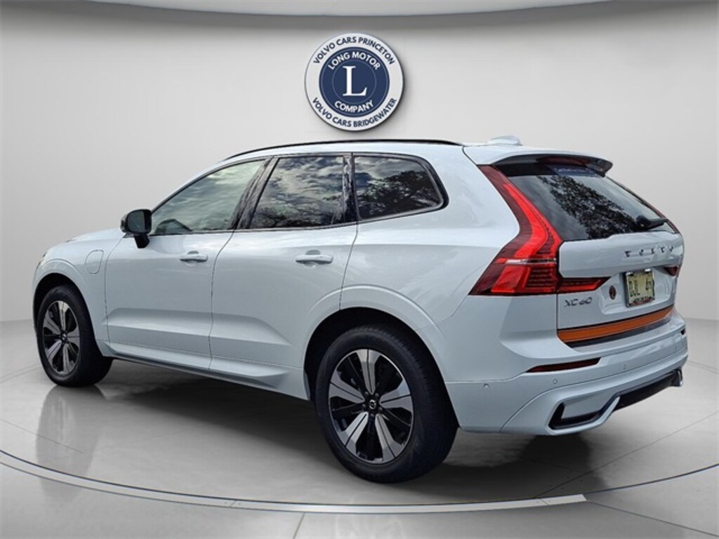 Used 2023 Volvo XC60 Recharge Plug-In Hybrid T8 Plus Dark Theme SUV