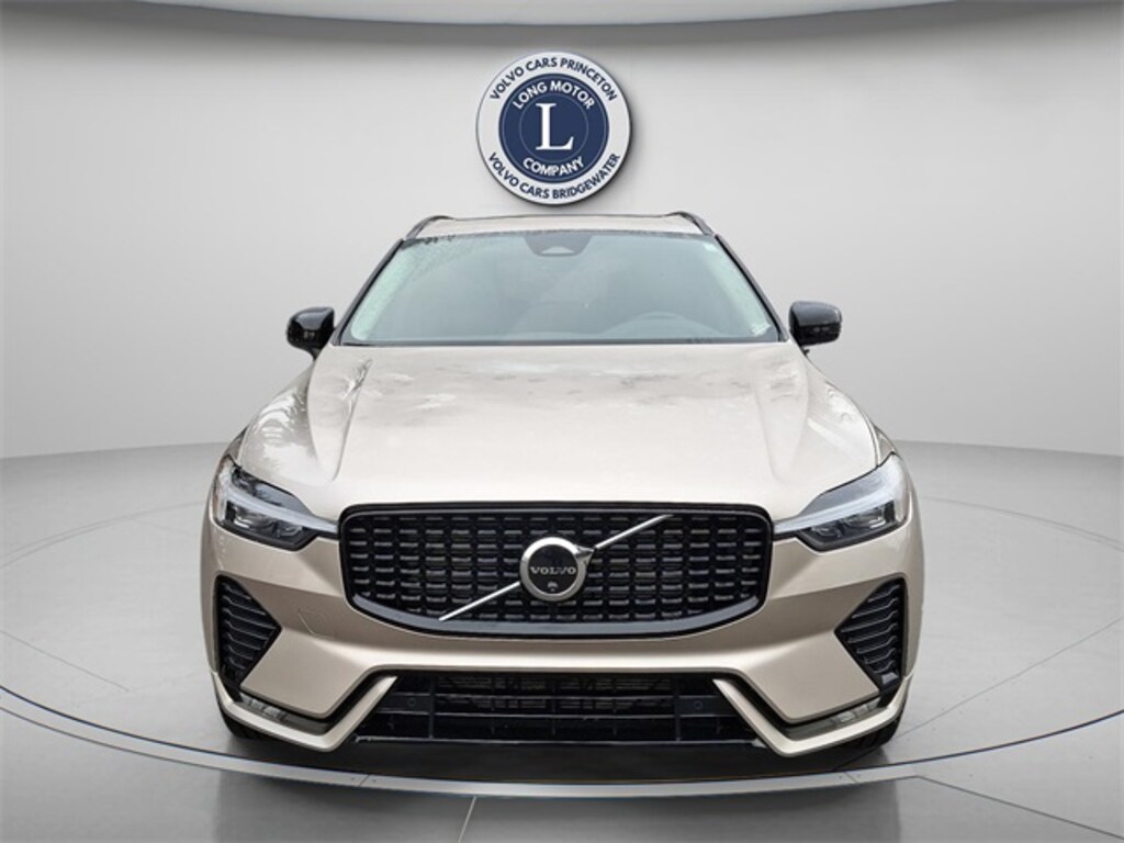 Certified 2025 Volvo XC60 B5 Plus SUV