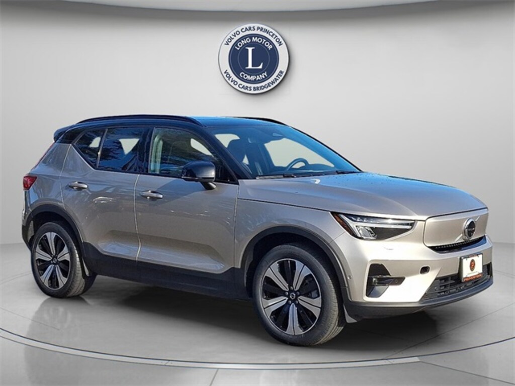 Certified 2023 Volvo XC40 Recharge Pure Electric Twin Plus SUV
