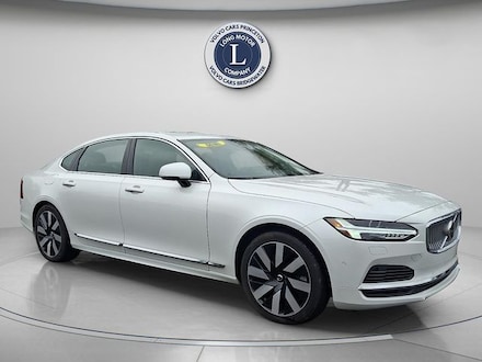 2024 Volvo S90 Recharge Plug-In Hybrid Ultimate Sedan