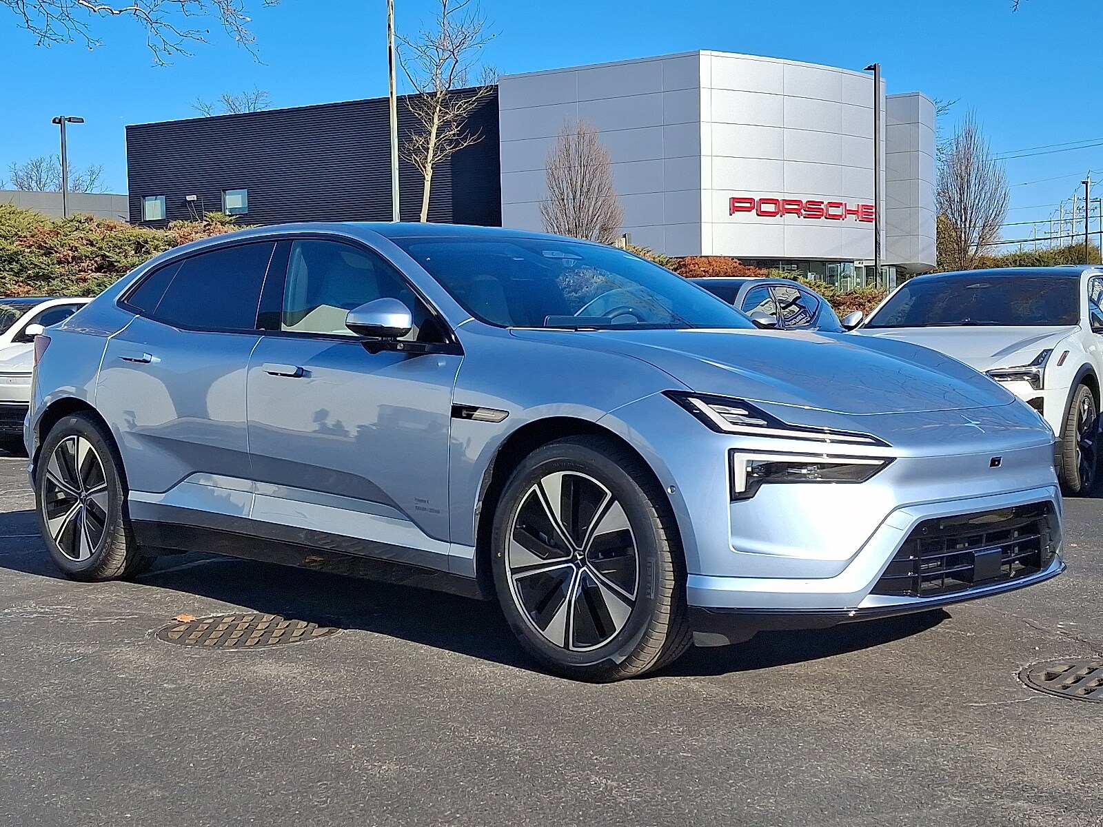 2026 Polestar 4 Base's photo