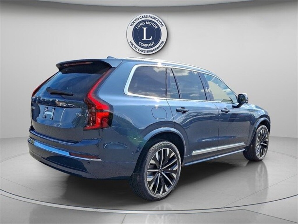 New 2026 Volvo XC90 B6 Plus 7-Seater SUV