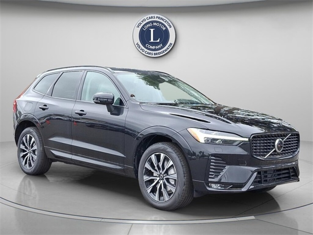 New 2025 Volvo XC60 B5 Core SUV