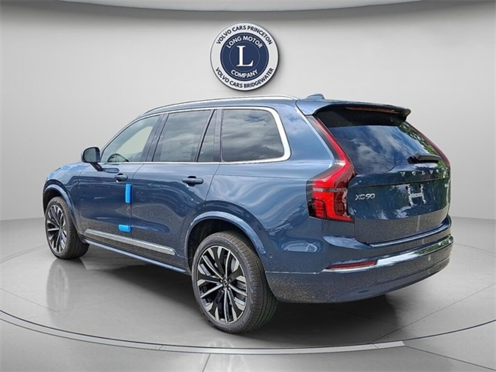 New 2026 Volvo XC90 B6 Plus 7-Seater SUV