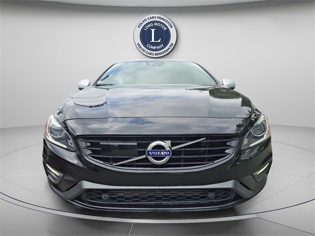 Used 2017 Volvo S60 T6 R-Design Platinum with VIN YV149MTS0H2420072 for sale in Trenton, NJ