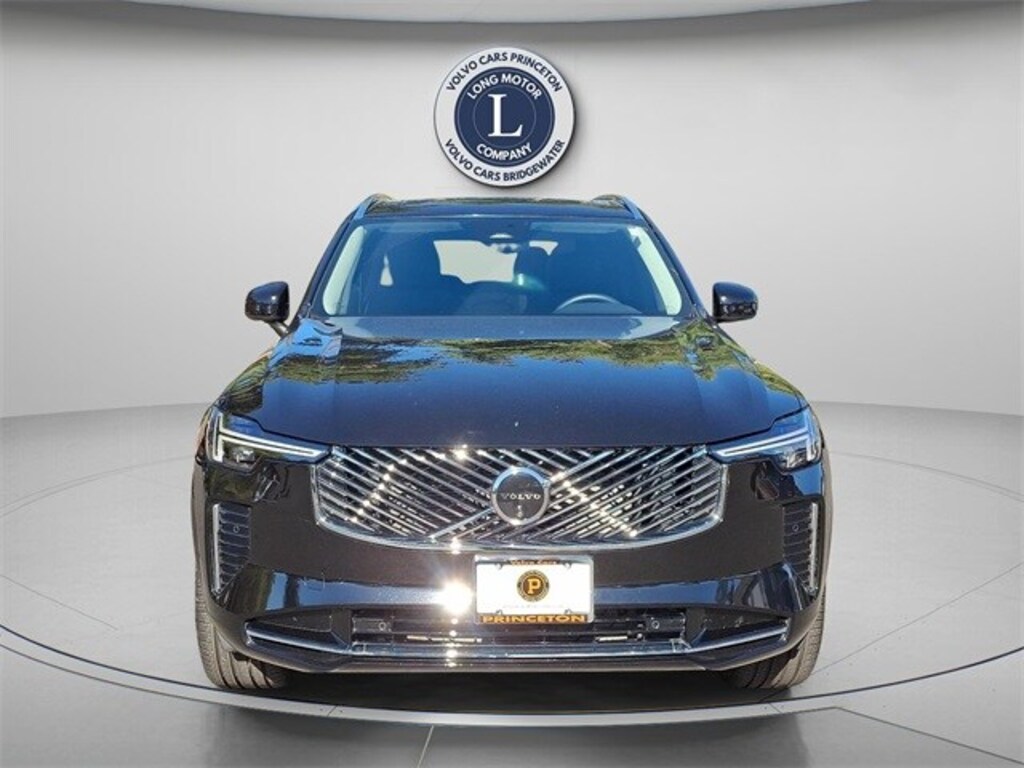 Certified 2025 Volvo XC90 B6 Plus 7-Seater SUV