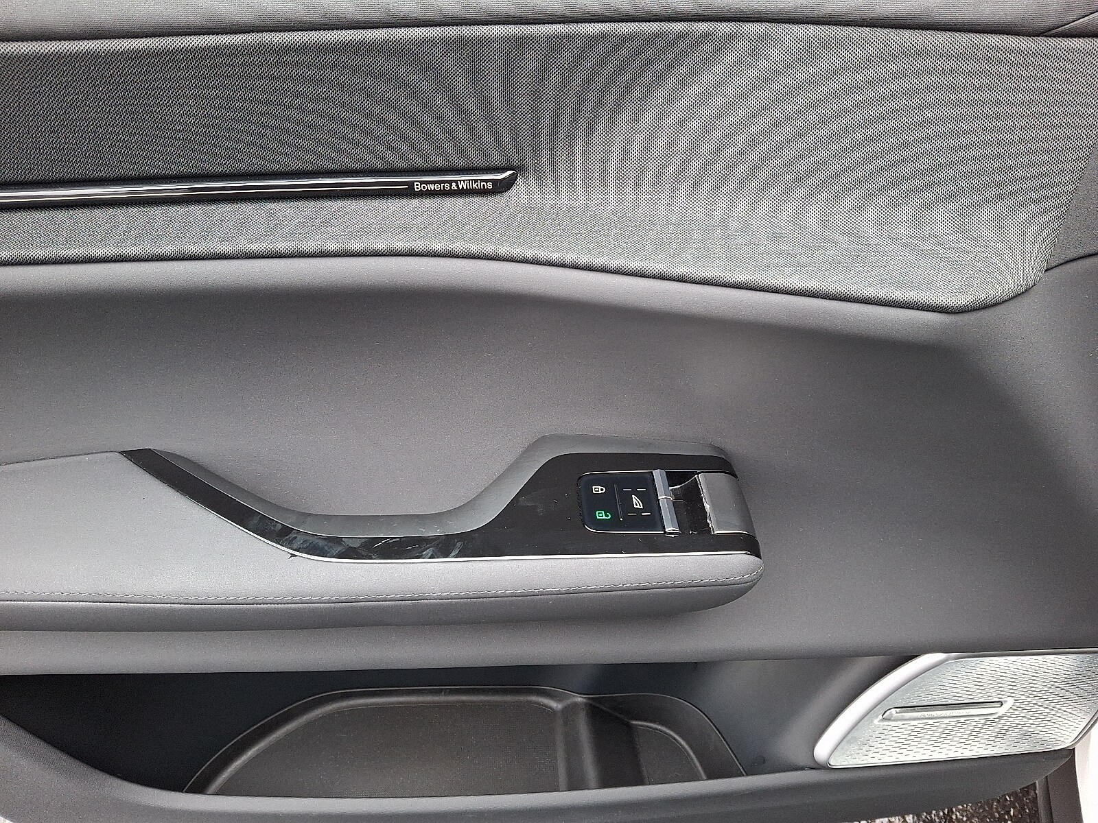 2025 Polestar 3 Performance - Photo 7