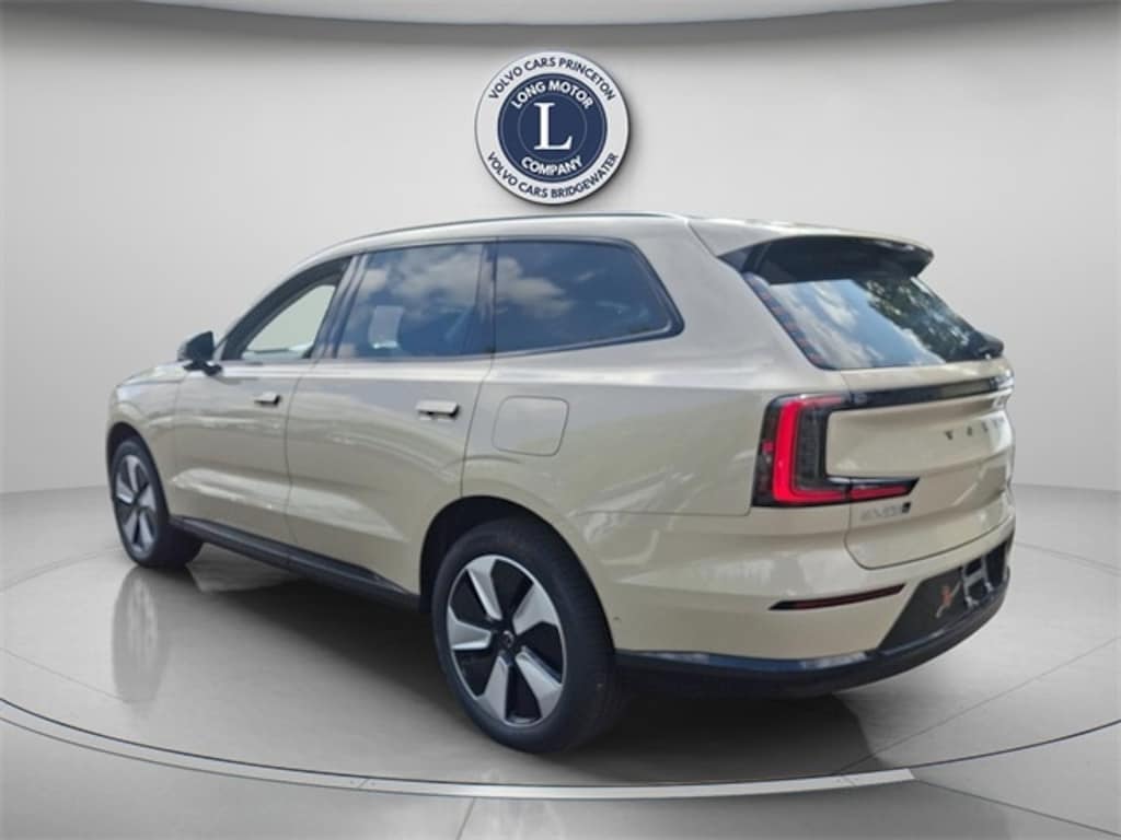 New 2025 Volvo EX90 Twin Motor Plus SUV