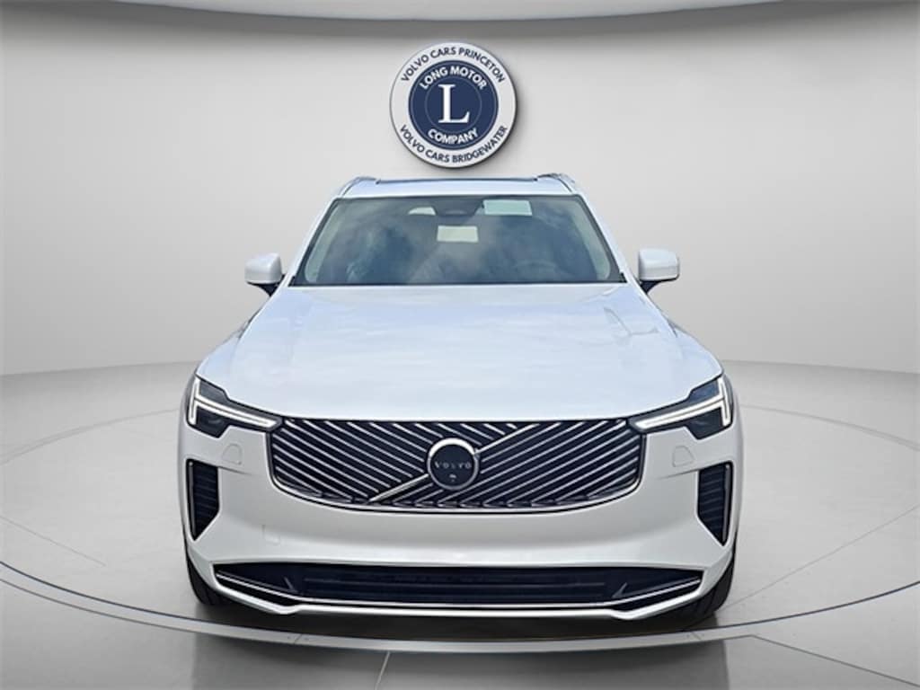 New 2025 Volvo XC90 B6 Plus 7-Seater SUV