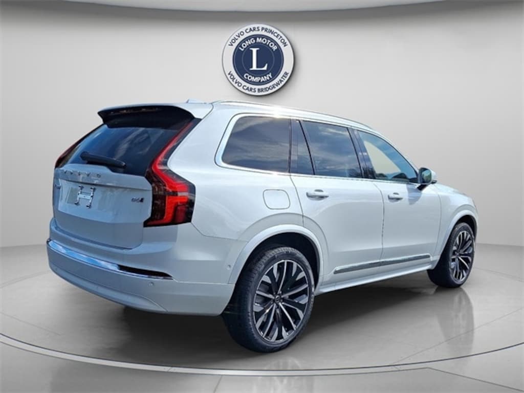 New 2026 Volvo XC90 B6 Plus 7-Seater SUV