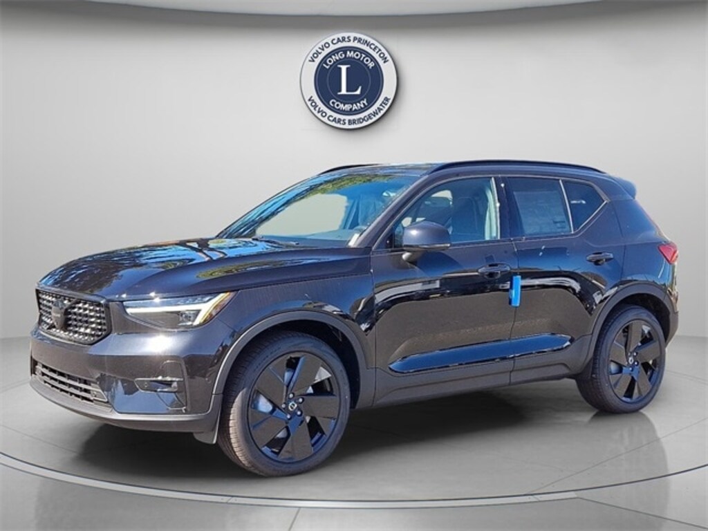 New 2026 Volvo XC40 B5 Ultra Black Edition SUV