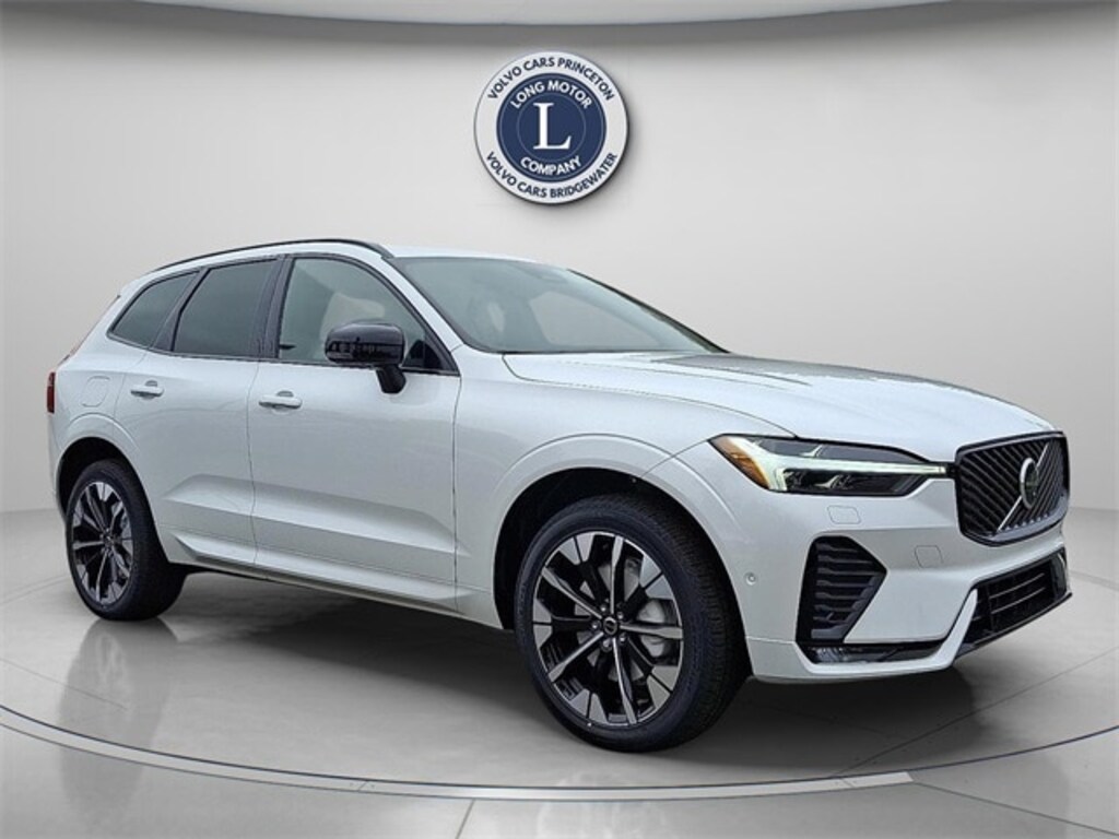 New 2026 Volvo XC60 B5 Plus SUV