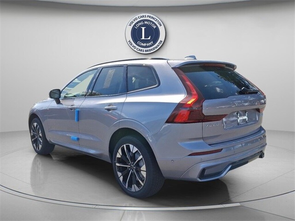 New 2026 Volvo XC60 B5 Plus SUV