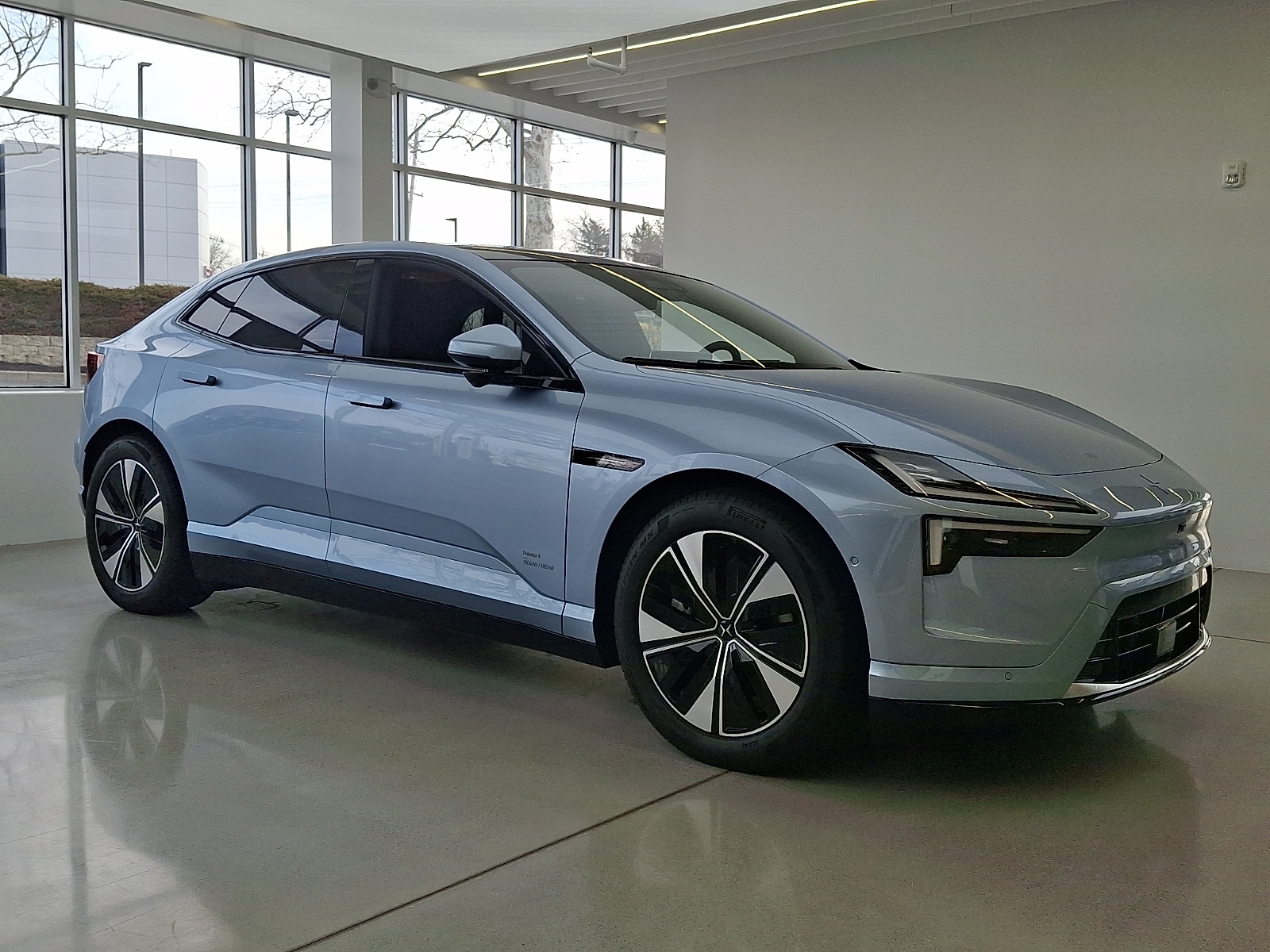 2026 Polestar 4 Base