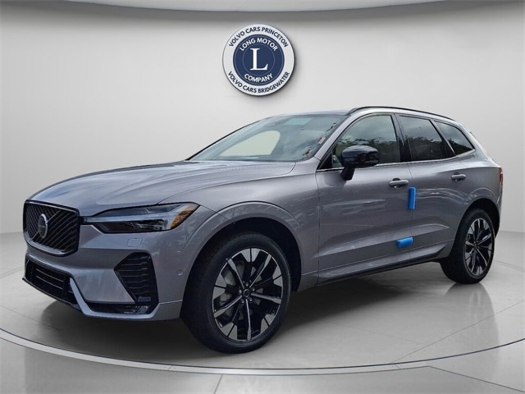 New 2026 Volvo XC60 B5 Plus SUV