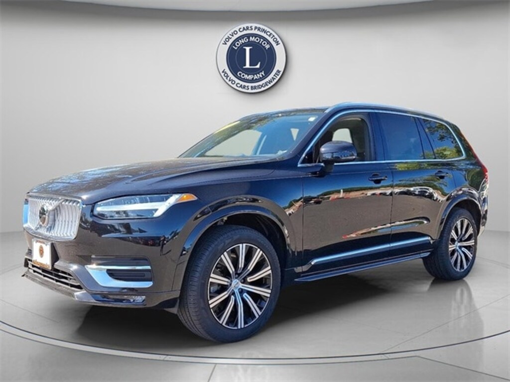 Certified 2025 Volvo XC90 B5 Core SUV