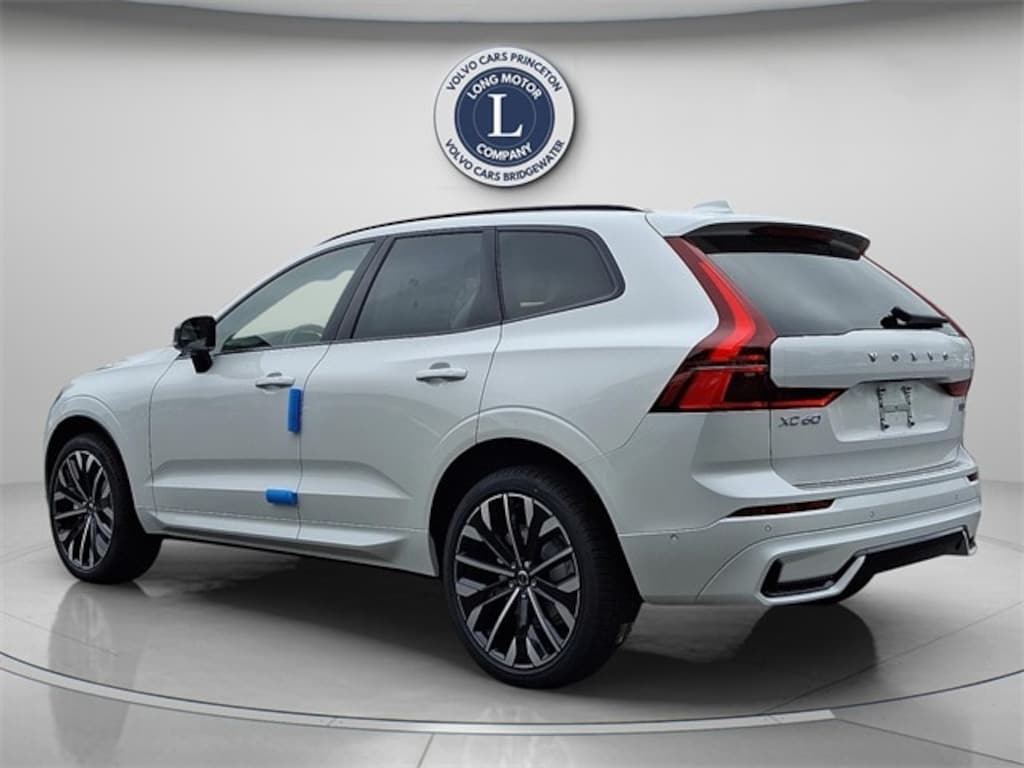New 2026 Volvo XC60 B5 Ultra SUV