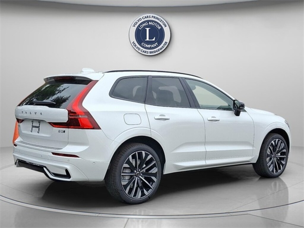 New 2026 Volvo XC60 B5 Ultra SUV