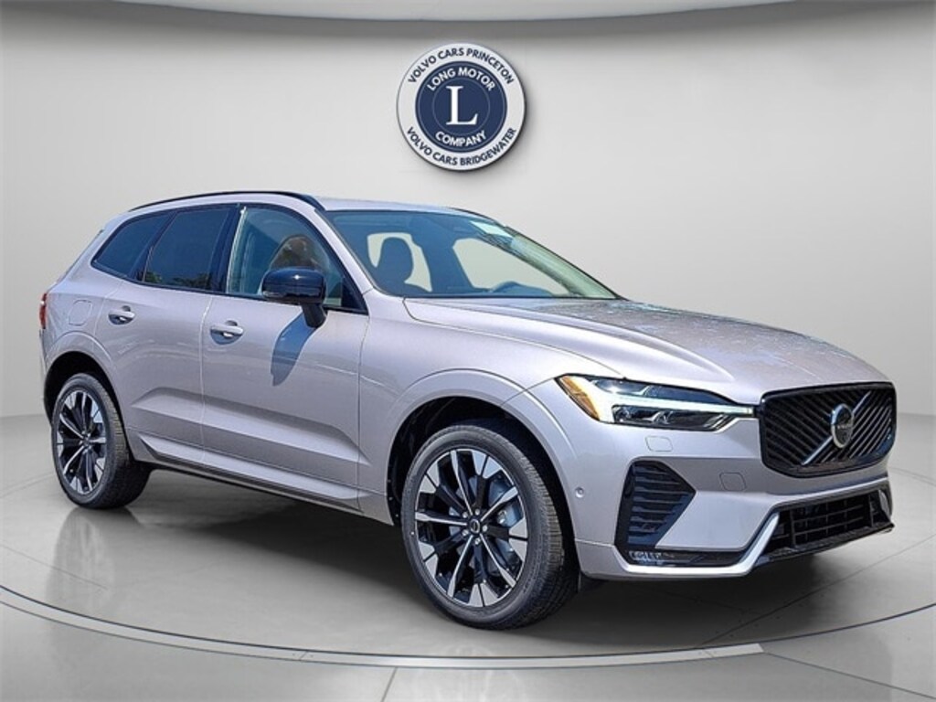 New 2026 Volvo XC60 B5 Plus SUV