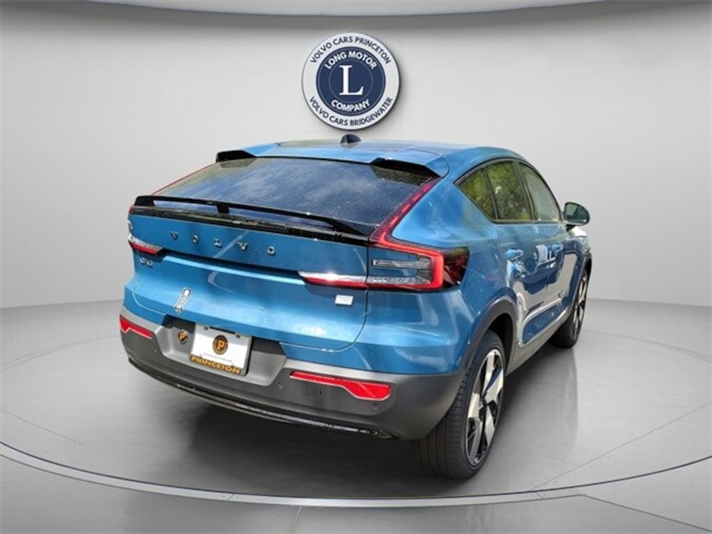 New 2024 Volvo C40 Recharge Pure Electric Twin Plus SUV
