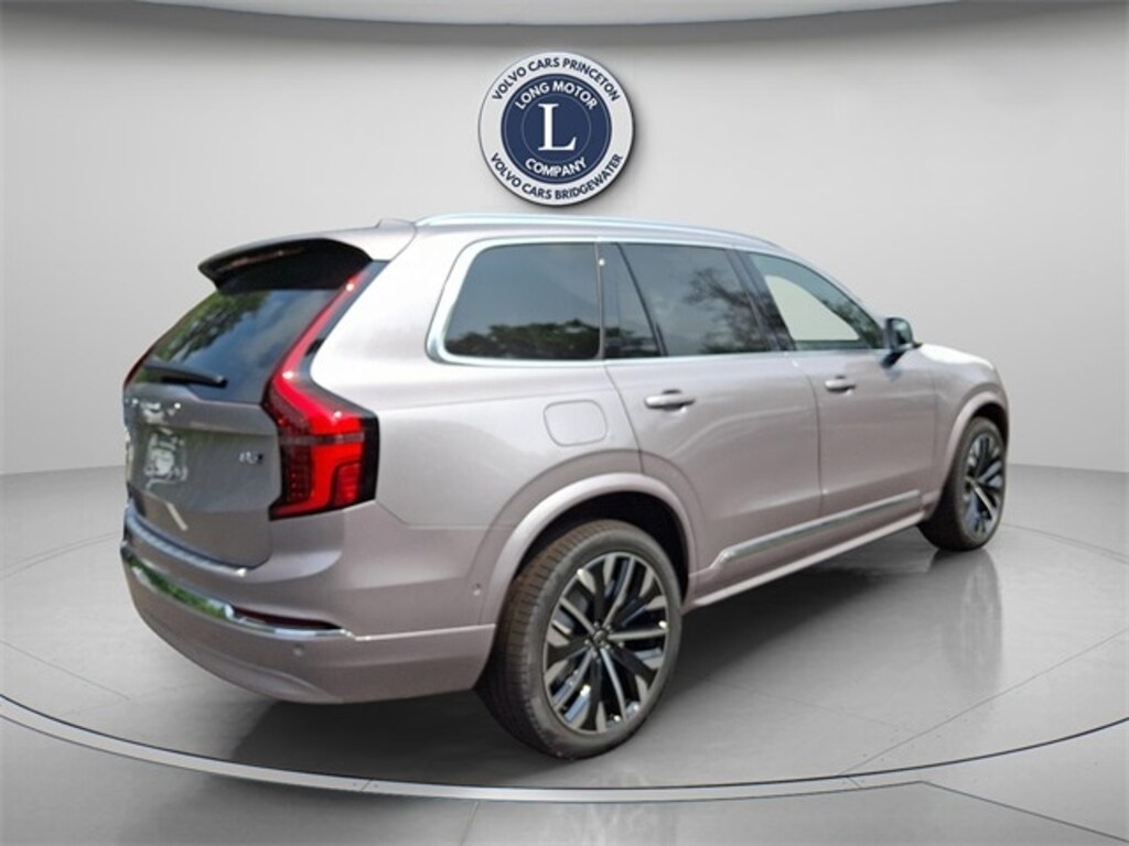 New 2026 Volvo XC90 B6 Plus 7-Seater SUV