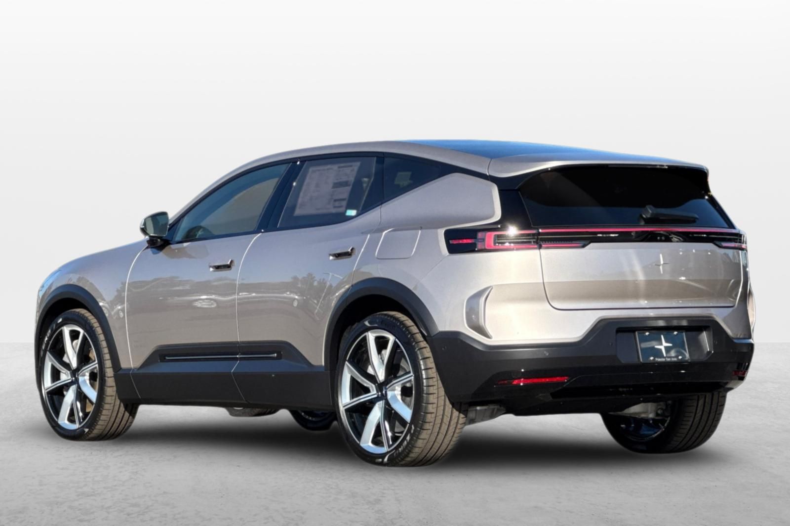 2025 Polestar Polestar 3 photo 2