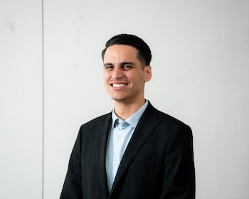 Staff member Oscar Sandoval from ID_a76d0a