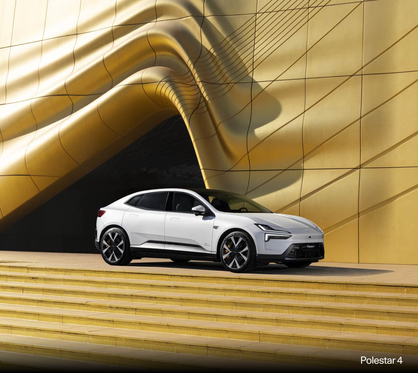 Polestar 3 vs. Polestar 4 Trims