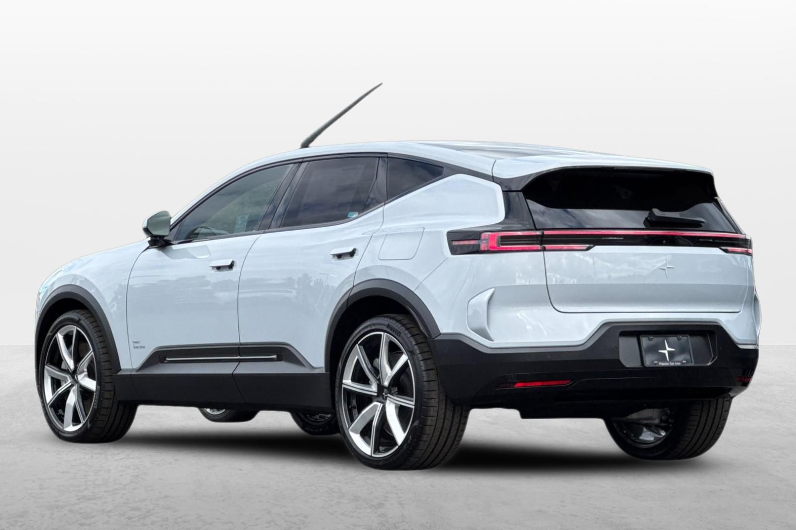 2025 Polestar Polestar 3 photo 2