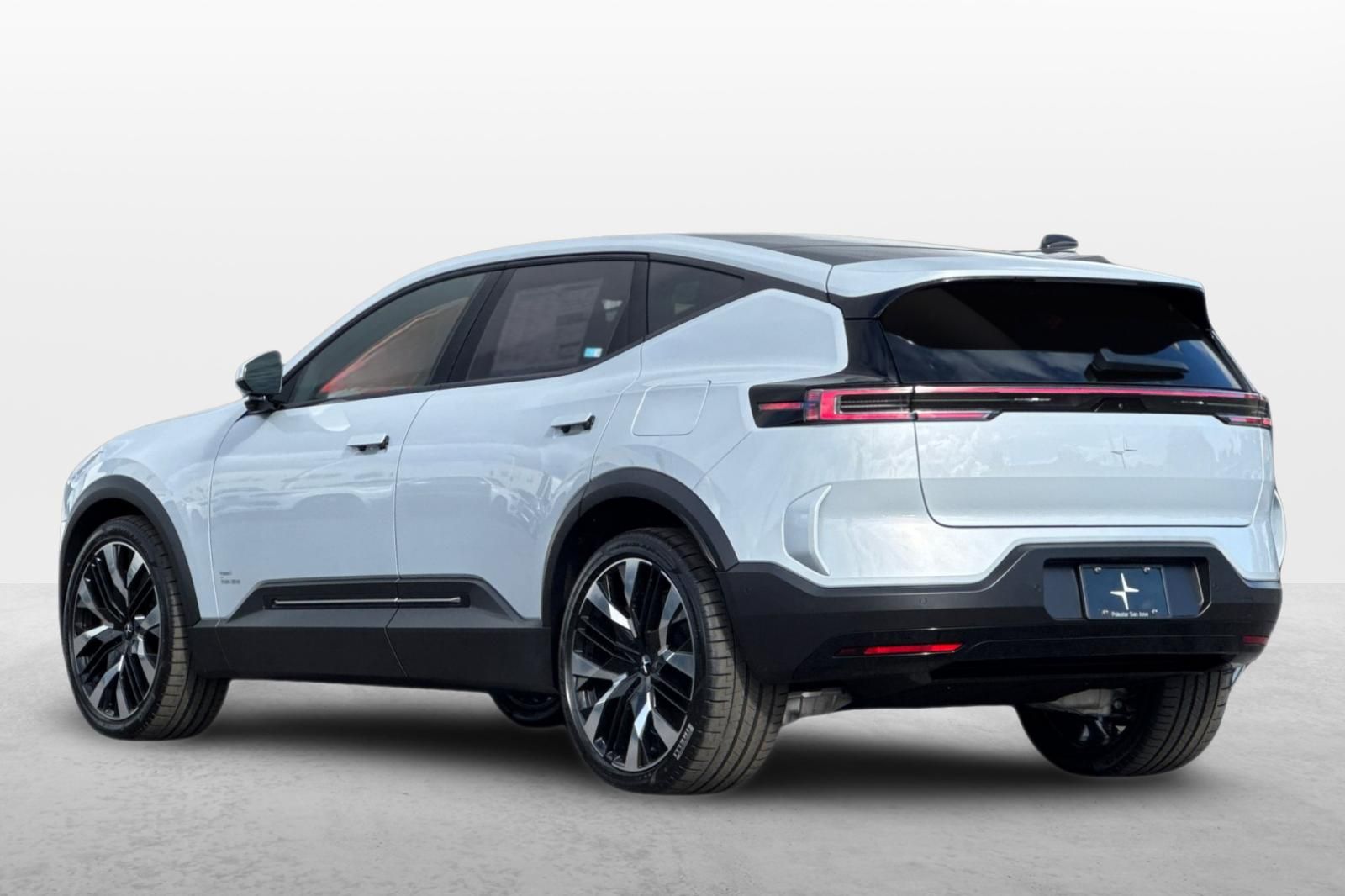 2025 Polestar Polestar 3 photo 2