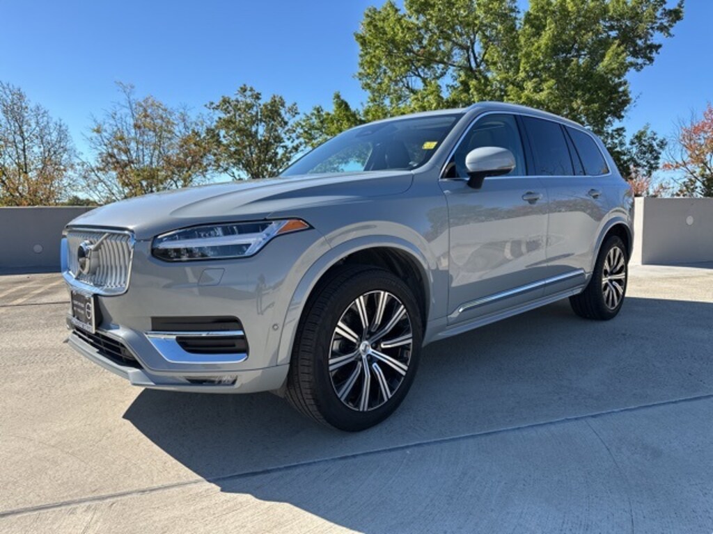 Certified 2025 Volvo XC90 B6 Plus 7-Seater SUV
