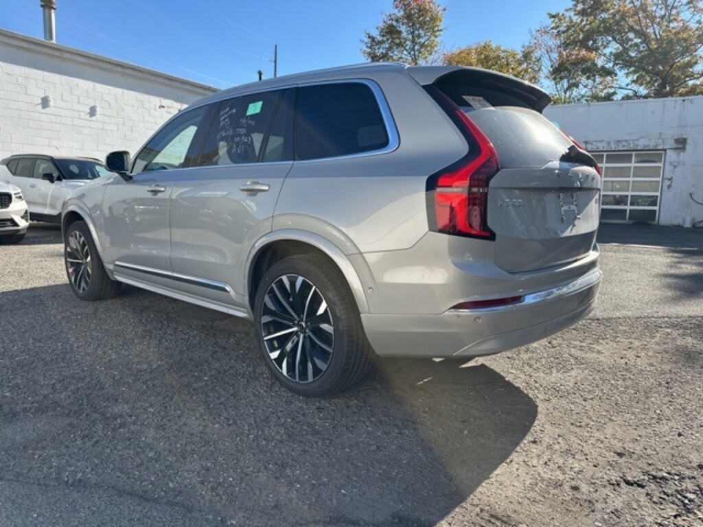 Certified 2025 Volvo XC90 B5 Plus SUV