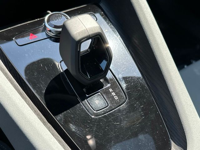 2024 Polestar 2 Plus - Photo 18