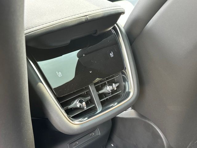 2025 Polestar 3 Performance - Photo 12